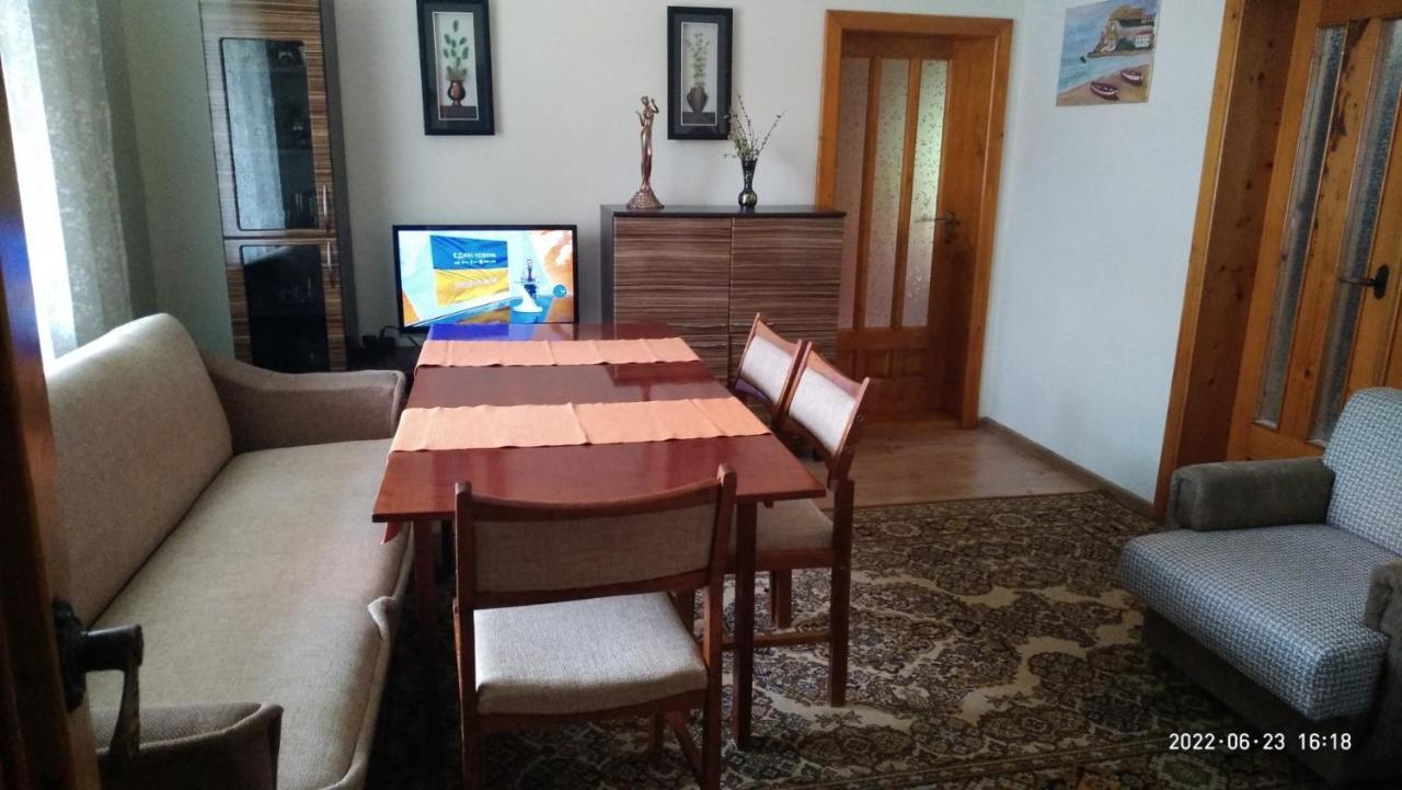 Pid Skeleyu Otel Lazeshchyna Dış mekan fotoğraf